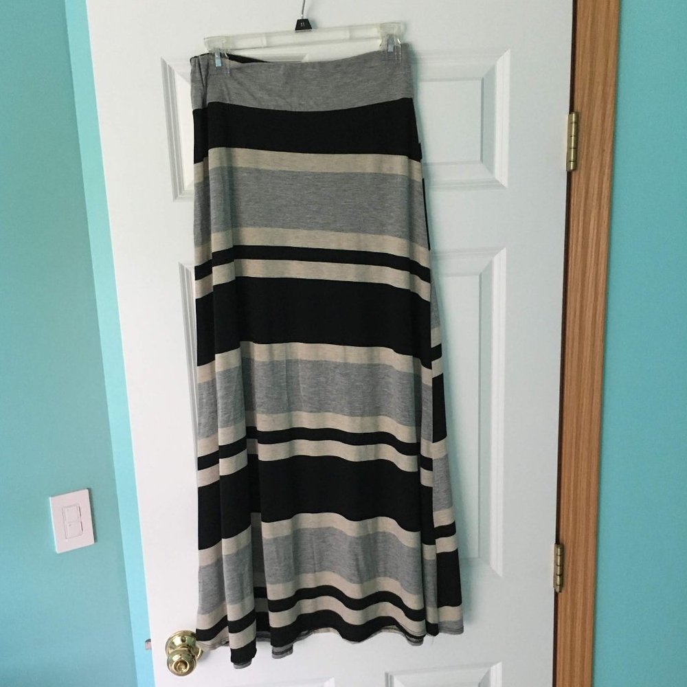 Allison Brittney Black/Gray/Cream Maxi Skirt